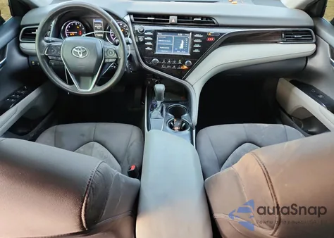 2019 Toyota Camry L z USA, uszkodzony, nr VIN 4T1B11HK3KU753160